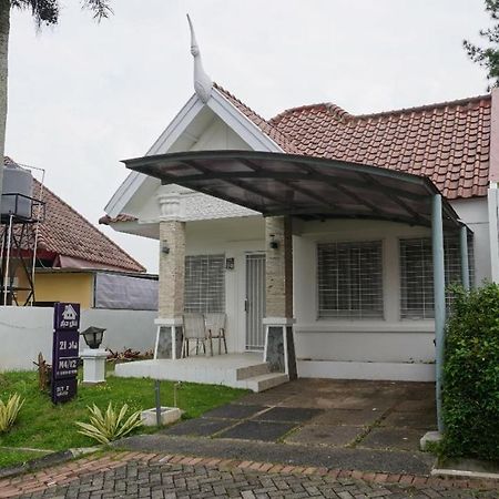 Diyar Villas Puncak NB3/3 Exterior foto